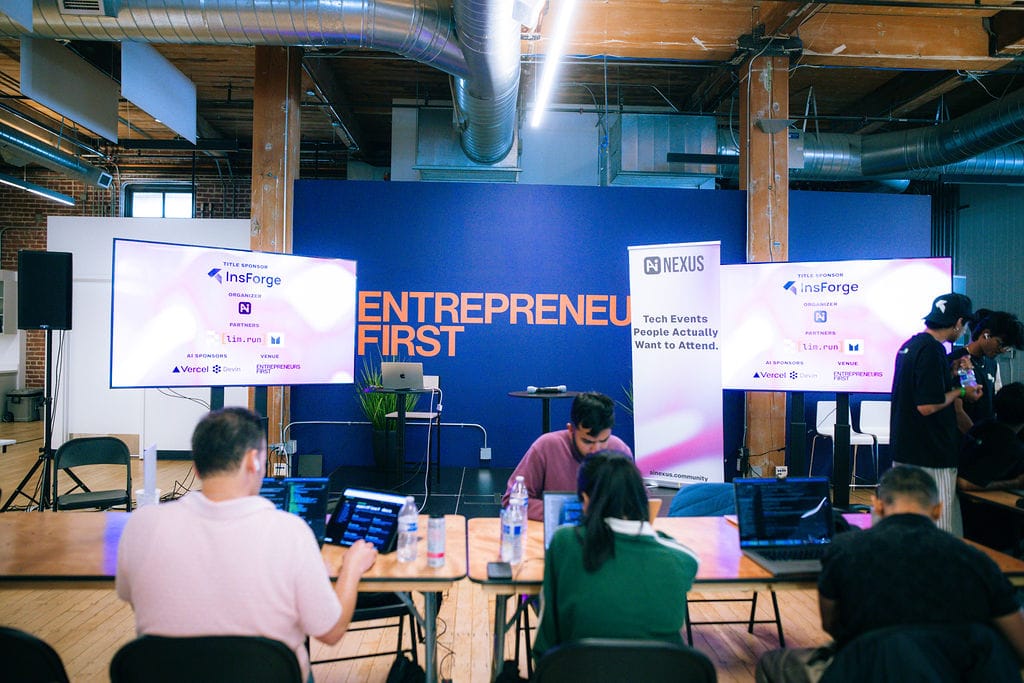 Hackathon moment 21